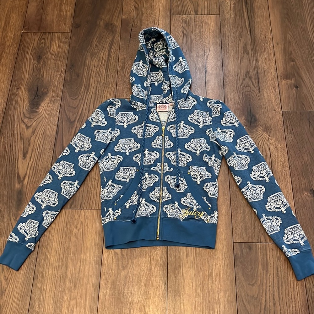 Juicy Couture jacket blue crown size medium